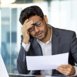 ¿Pueden cobrarte por cerrar una cuenta bancaria?