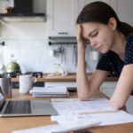 Los jóvenes españoles ganan un 20 % menos que sus padres a su edad